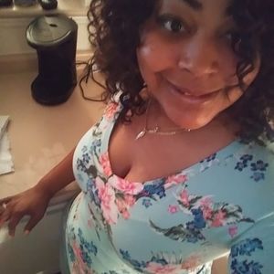 Meet your Posher, Celia